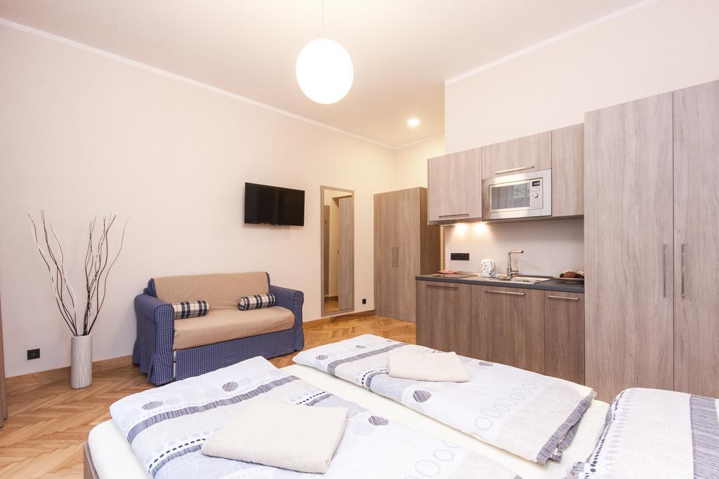 Manesova Astra Apartmán *
