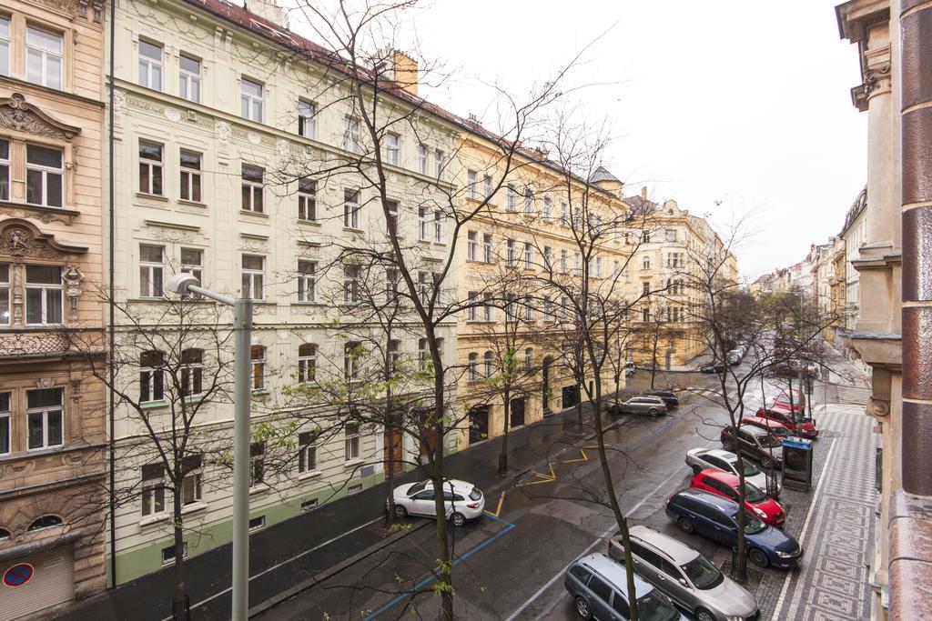 Manesova Astra * Praha